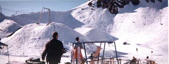 Skiers at Seegrube - North side of Innsbruck