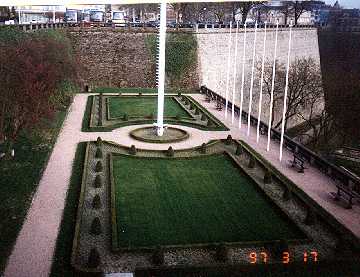 Garden below Place de la Constitution